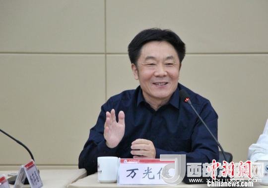 圖為山東師范大學副校長萬光俠在開幕式上發(fā)言?！≮w曉 攝