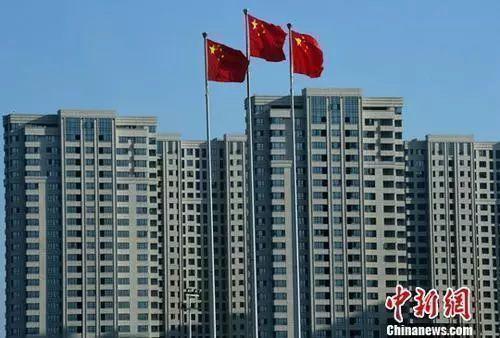 資料圖：一處剛建設完工的房地產(chǎn)樓盤。 <a target='_blank'  data-cke-saved- >中新社</a>記者 張斌 攝

