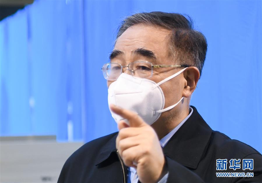 （聚焦疫情防控·圖文互動(dòng)）（7）分秒必爭！一切為了治病救人——中國抗疫生命至上的生動(dòng)實(shí)踐