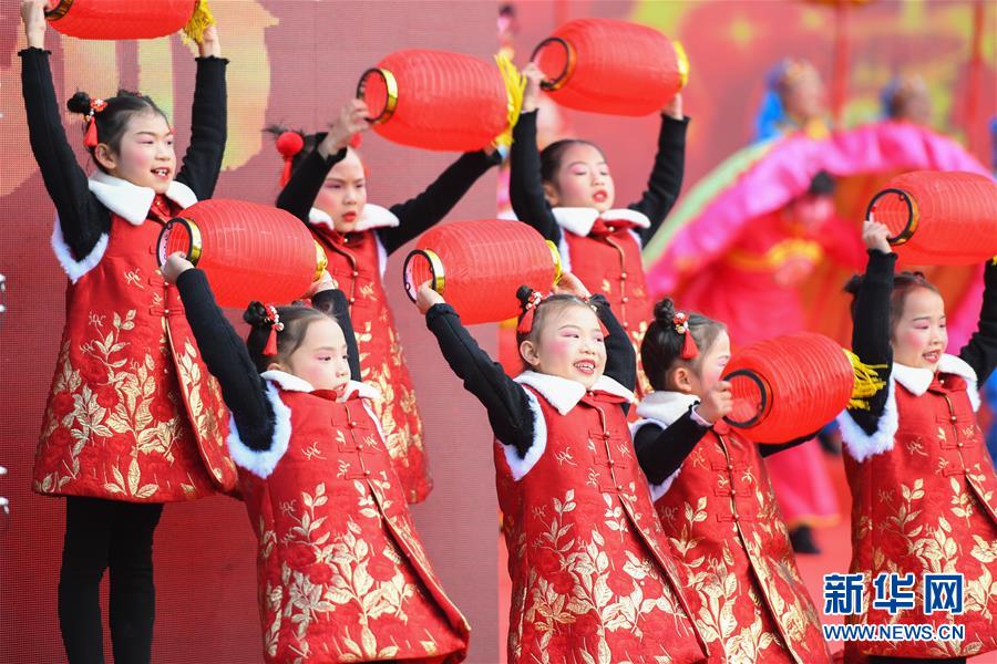 （習近平的小康故事·圖文互動）（6）“文明其精神，野蠻其體魄”——習近平同少年兒童的故事